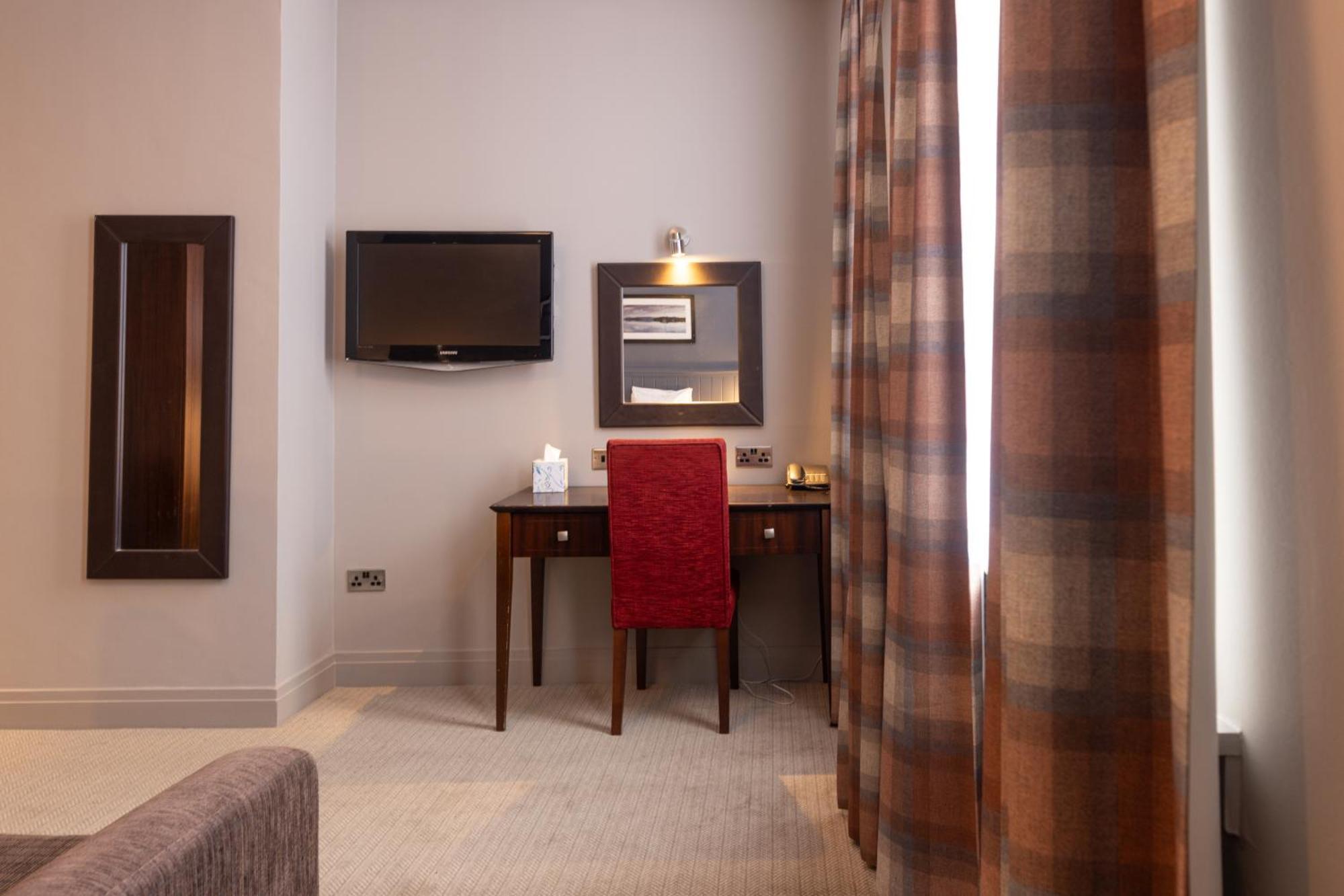 Rosslea Hall Hotel Rhu Habitación foto